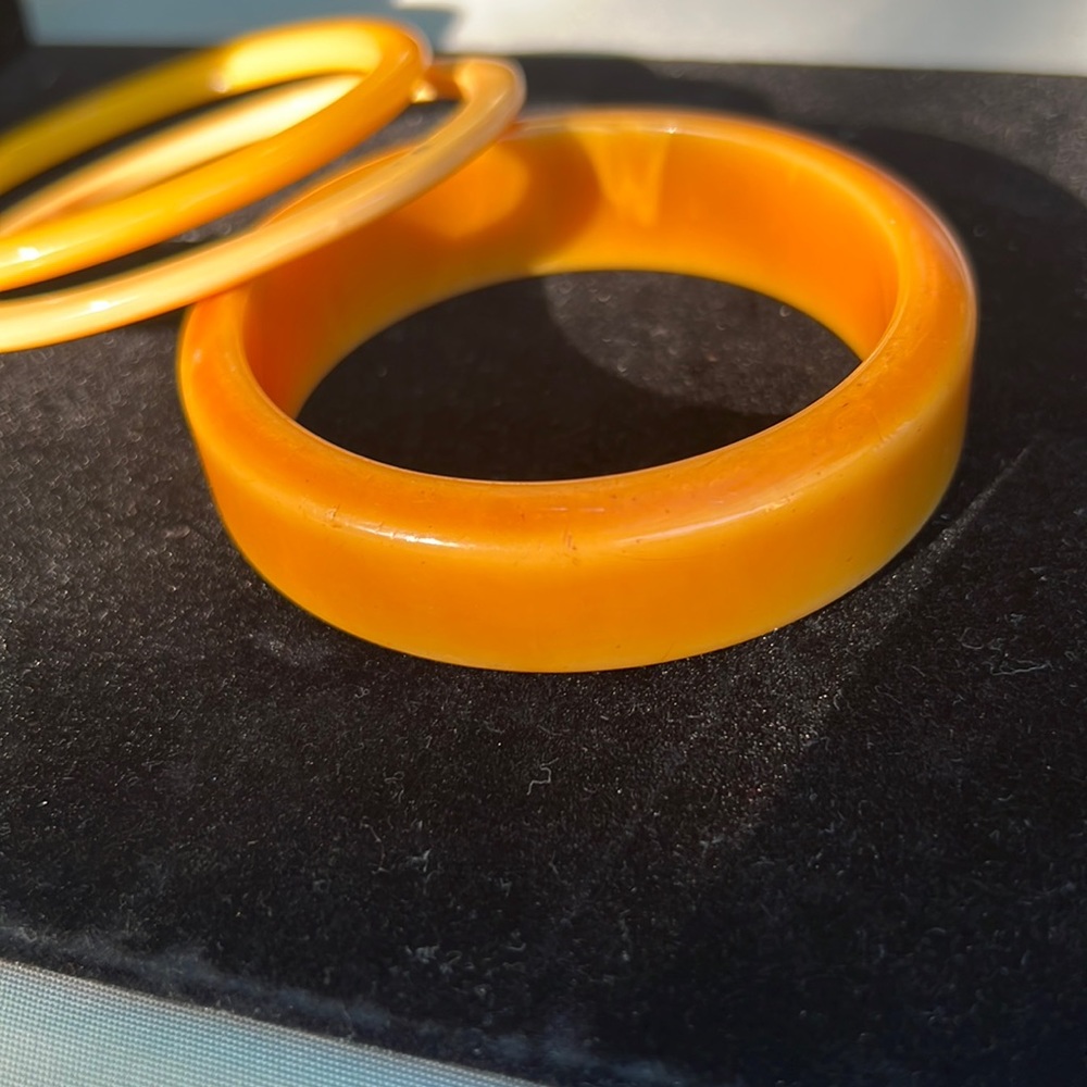Bakelite Flat Top Bangle - image 1